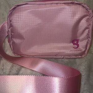 Geckobrand waterproof belt bag